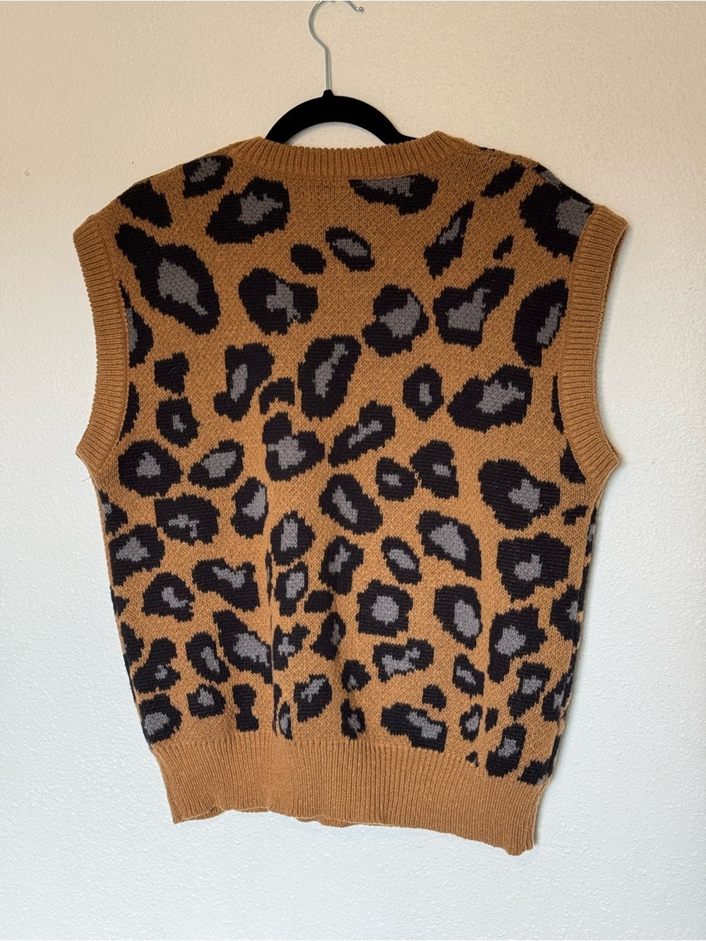 ROMWE Brown Leopard Print Knit Vest - Brown, Black - Picture 2 of 4